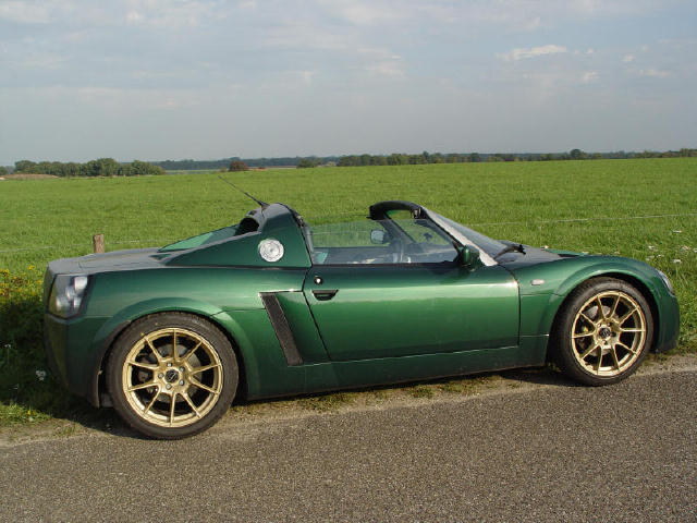 Speedstergallery01.jpg