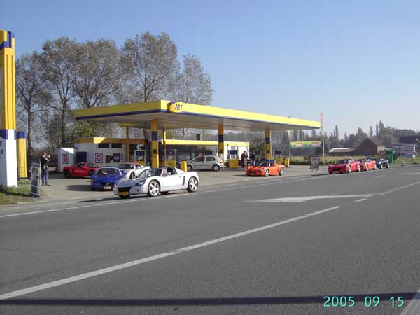 Pict02.jpg