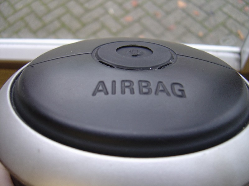 airbag4__225.jpg