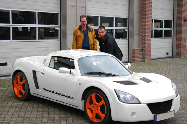 whiteorange5.jpg
