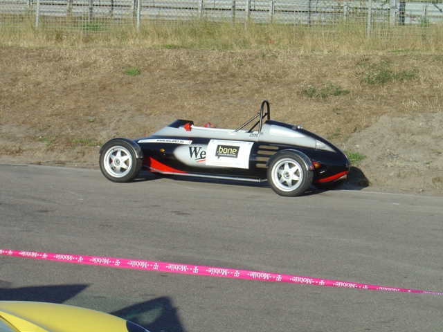 MM03.jpg
