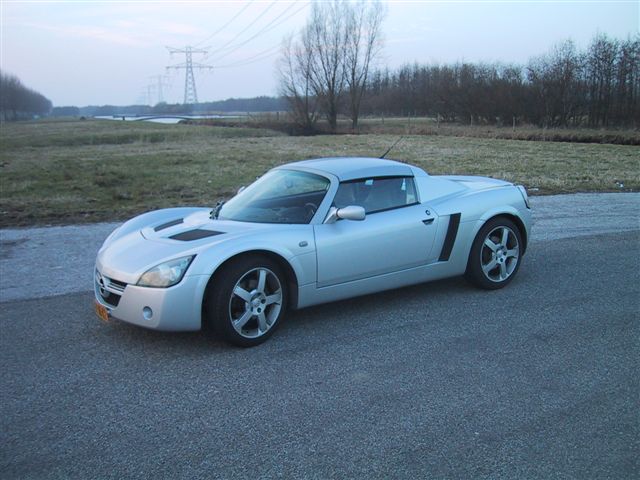 hardtop schuinvoor.JPG