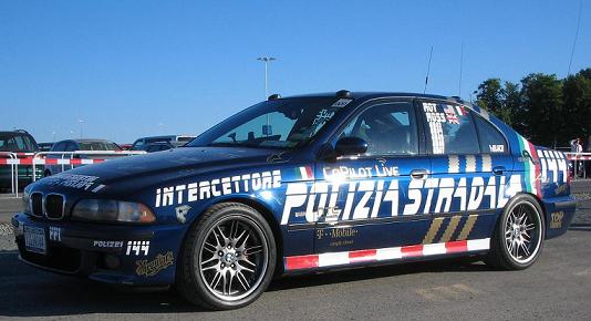 AlexRoyTeamPolizeiBMWM5.jpg