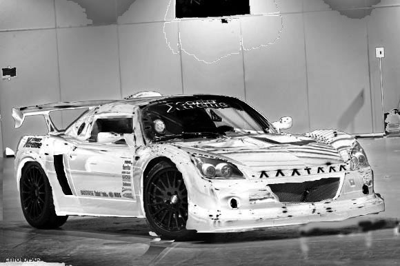Whiteone 4.jpg