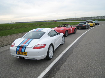 SRT8 004-thumb.jpg