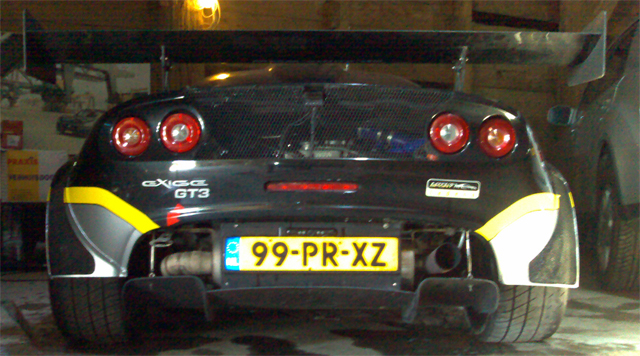 Michelins erop en wing omlaag.jpg