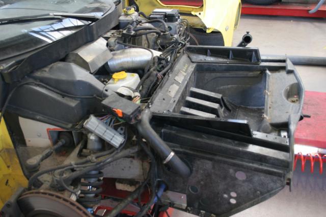 Crashbox met radiator steunen