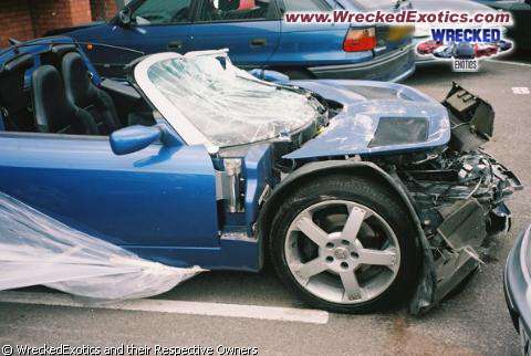 vx220_112602_001.jpg