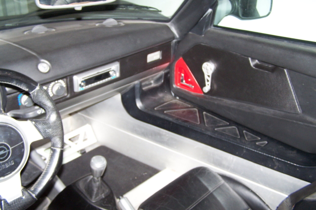 Carbon interieur.jpg