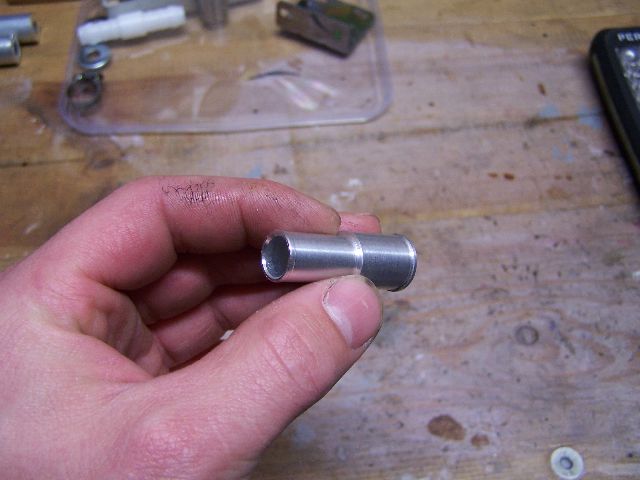 adaptors gedraaid van 15 mm naat 12 mm
<br />was een 15mm oil catch can dak ik besteld had vandaar