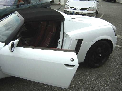 white Speedster3.jpg