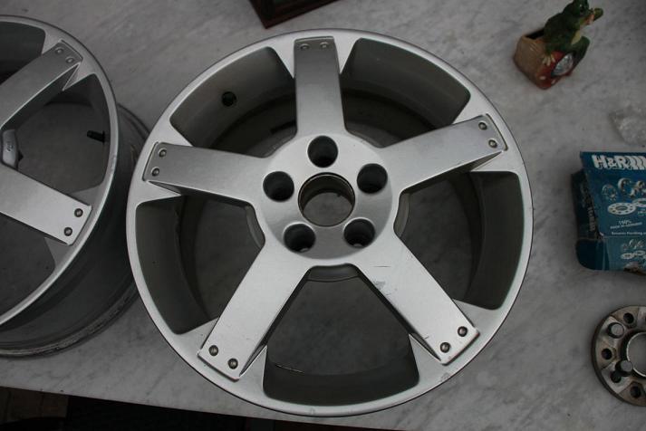 125euro de 2 samen met spacers 160 euro