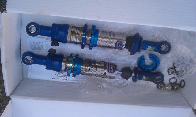 achterdempers: uiteraard ook met veren, maar die zaten even in een andere doos