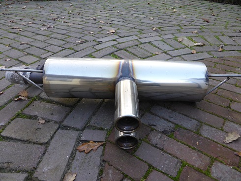 EPS rvs uitlaat 175 euro